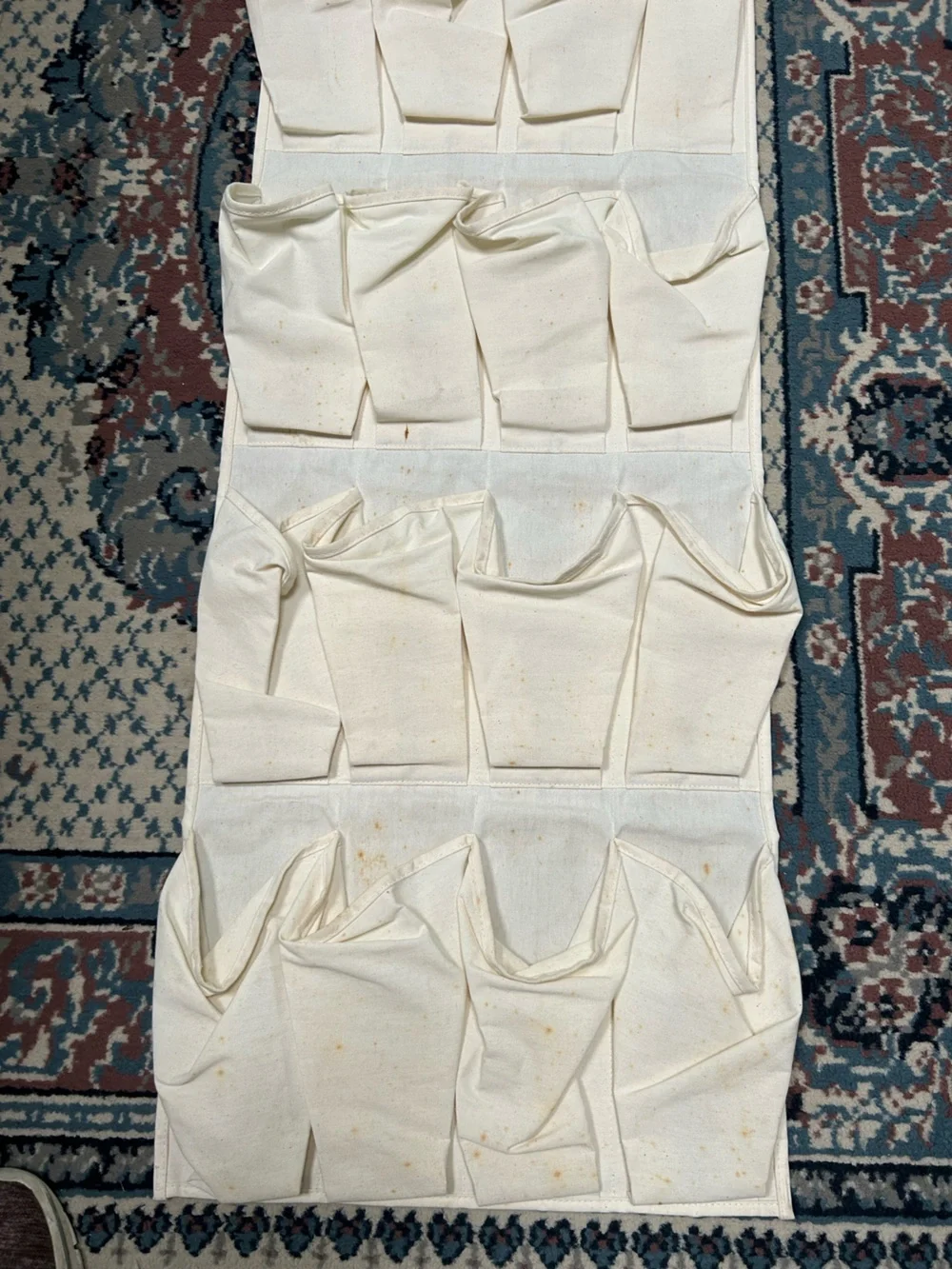 Canvas On the Door or on the wall 20 Pocket Organizer — Cream. been in storage.